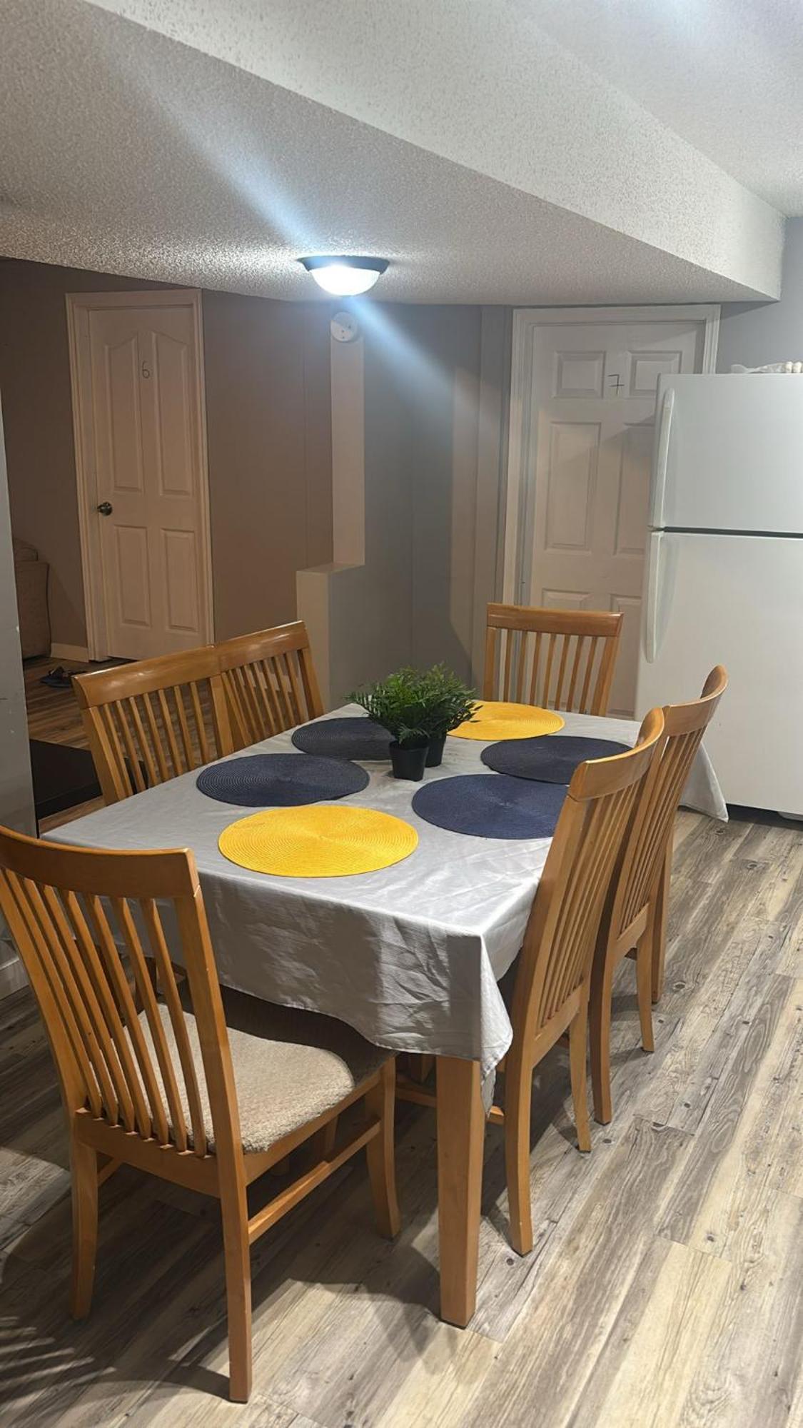 Vacation Near West Mall Homestay Edmonton